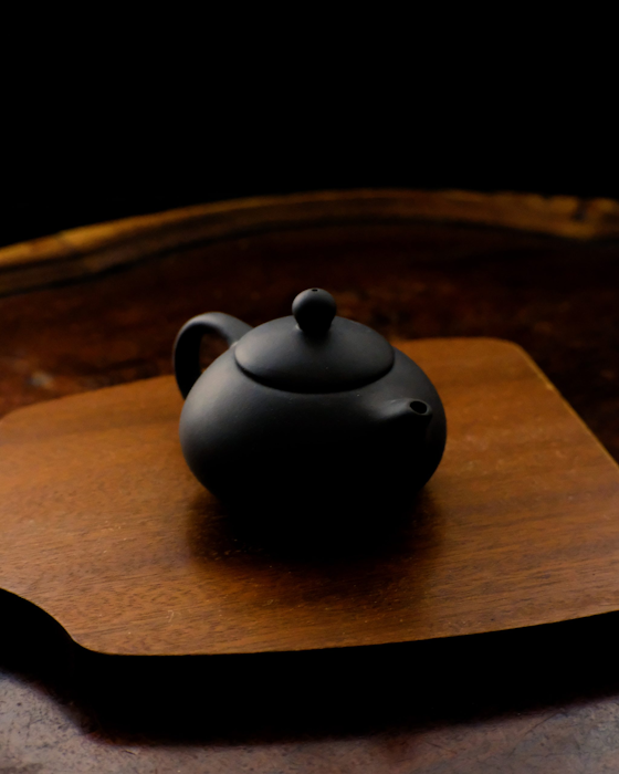 Yang Yixing Chinese Tea Pot
